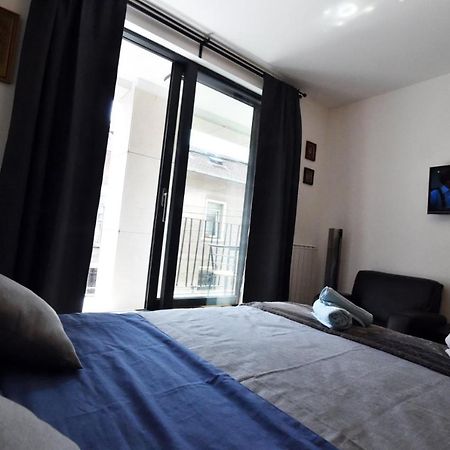 Апартаменти Tayson Square Dorcol New Location Free Garage Белград Екстер'єр фото