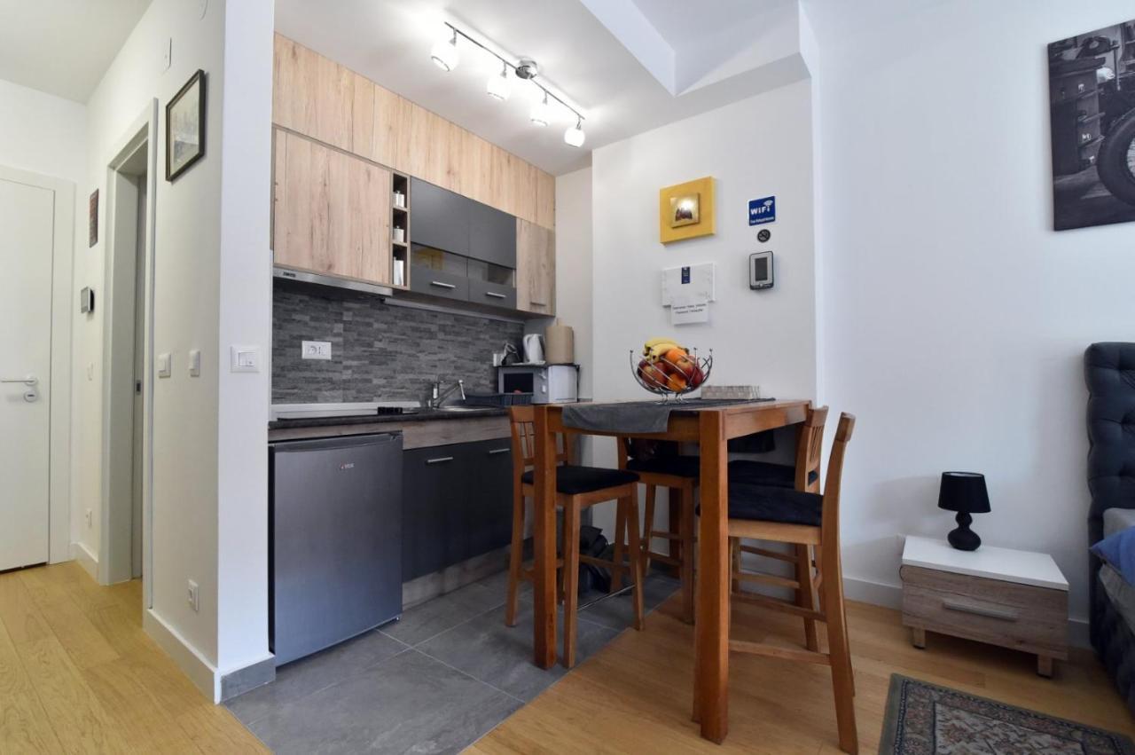 Апартаменти Tayson Square Dorcol New Location Free Garage Белград Екстер'єр фото