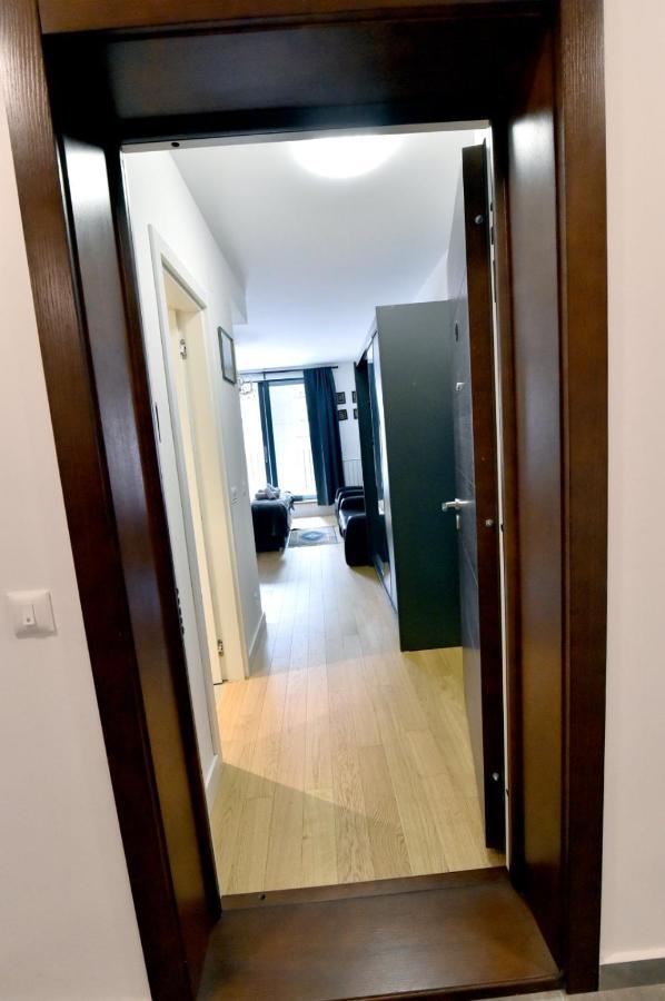 Апартаменти Tayson Square Dorcol New Location Free Garage Белград Екстер'єр фото